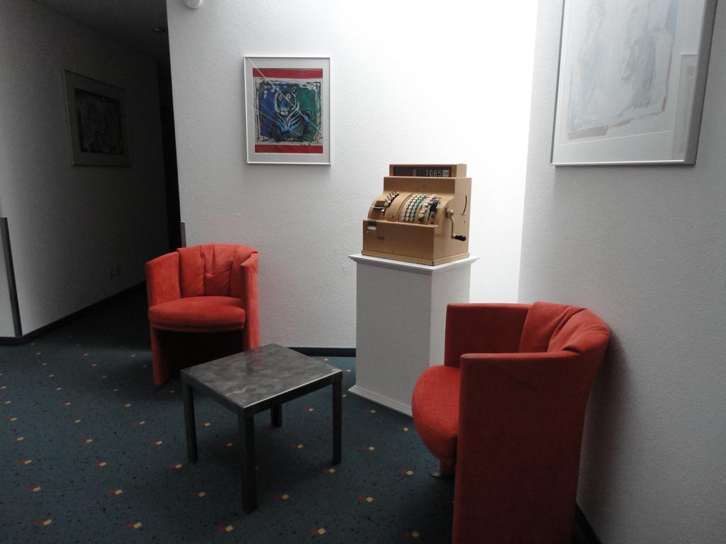 Hotel Hofbalzers Екстериор снимка
