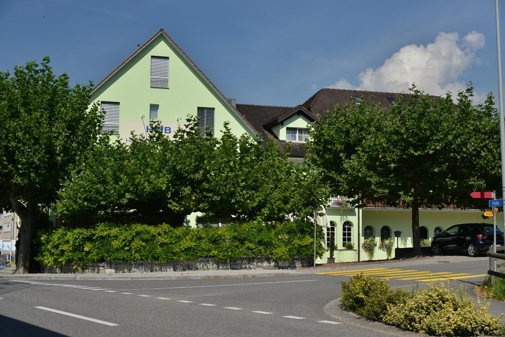 Hotel Hofbalzers Екстериор снимка